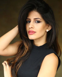 Jasmin Walia